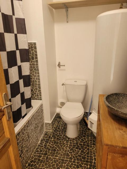 Location appartement T1 Castries - Photo 4