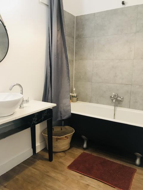Location appartement T4 Marseille 02 - Photo 5