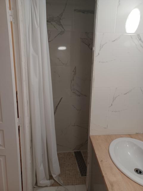 Location appartement T2 St Etienne - Photo 5