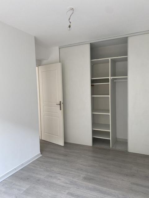 Location appartement T2 Nimes - Photo 4