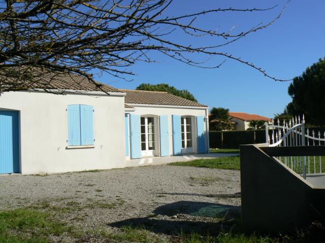 Location maison F4 St Laurent de la Pree - Photo 3