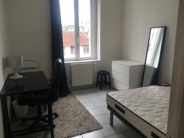 Location appartement T3 St Etienne - Photo 2