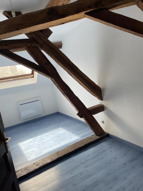 Location appartement T3 Villeneuve la Guyard - Photo 3