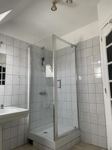 Location appartement T3 Villeneuve la Guyard - Photo 4