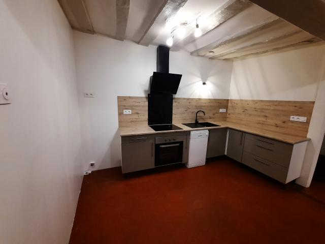 Location maison F2 Villevallier - Photo 2