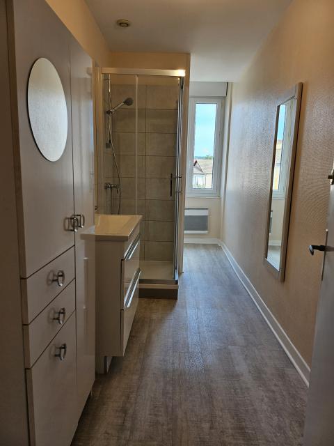 Location appartement T3 Charlieu - Photo 2