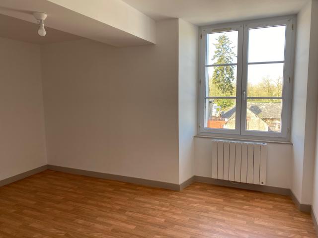 Location maison F4 Senonnes - Photo 3