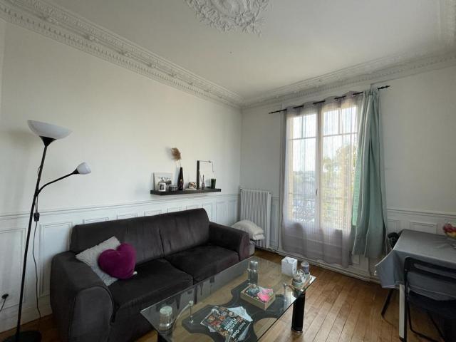 Location appartement T3 Villeneuve le Roi - Photo 3