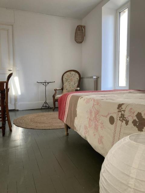Location maison F6 Bourg de Peage - Photo 2