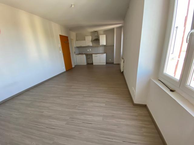 Location appartement T2 Pont St Esprit - Photo 2