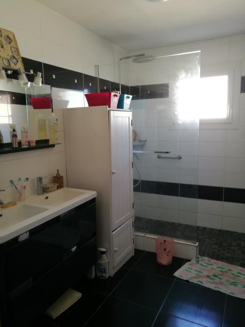 Location maison F6 Vauvert - Photo 6