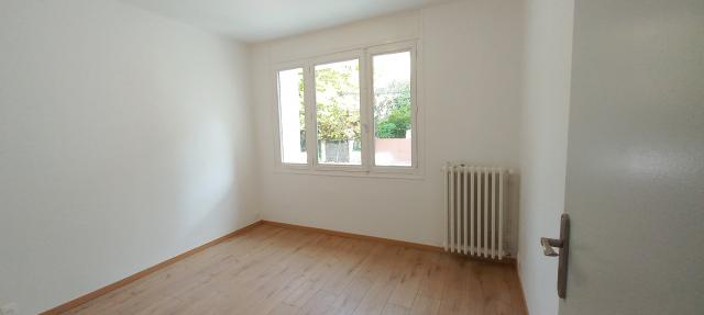 Location appartement T4 Bourgoin Jallieu - Photo 6