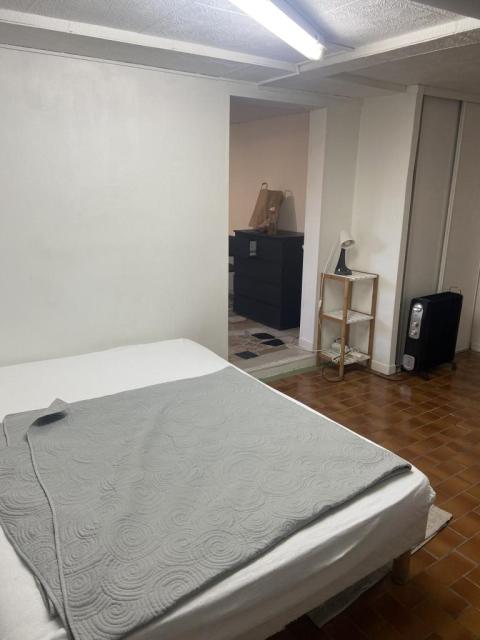 Location appartement T1 La Penne sur Huveaune - Photo 5