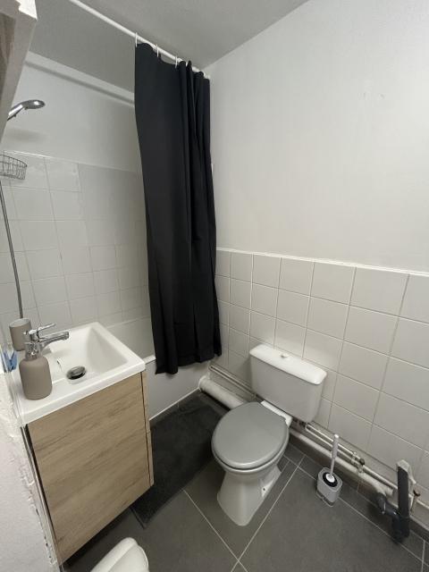 Location studio Marseille 10 - Photo 2