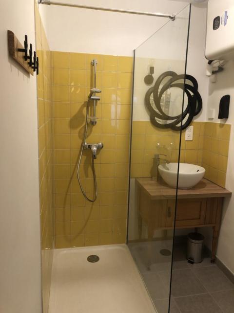 Location appartement T2 Sete - Photo 8