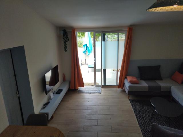 Location maison F2 La Cadiere d'Azur - Photo 5