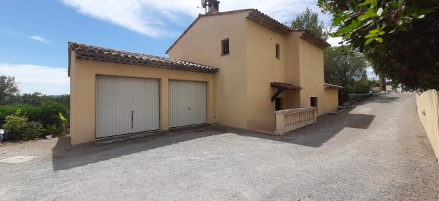 Location maison F6 Montauroux - Photo 2