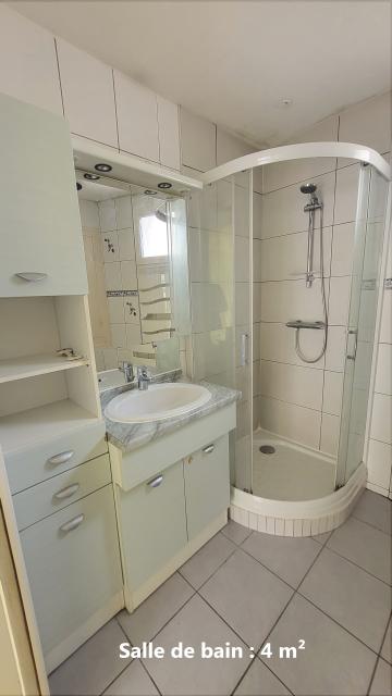 Location appartement T4 St Etienne - Photo 9