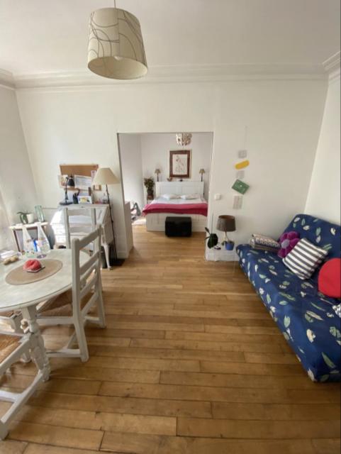 Location appartement T1 Paris 20 - Photo 3