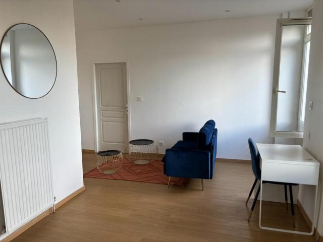 Location appartement T2 St Etienne - Photo 4