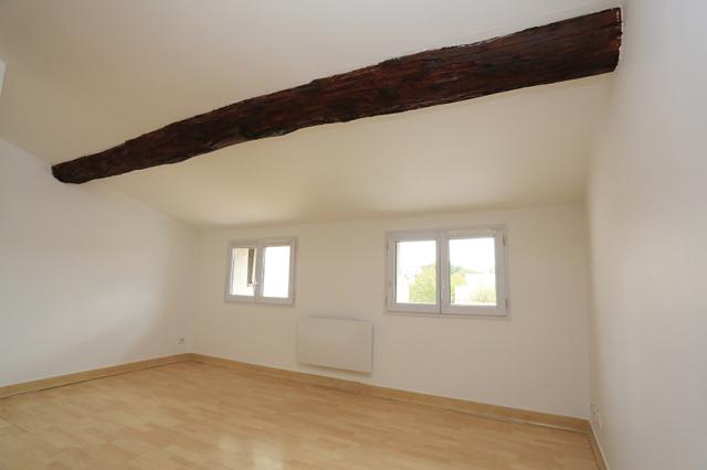 Location appartement T4 Salon de Provence - Photo 3