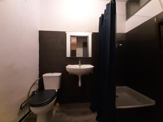 Location appartement T1 Marseille 04 - Photo 4