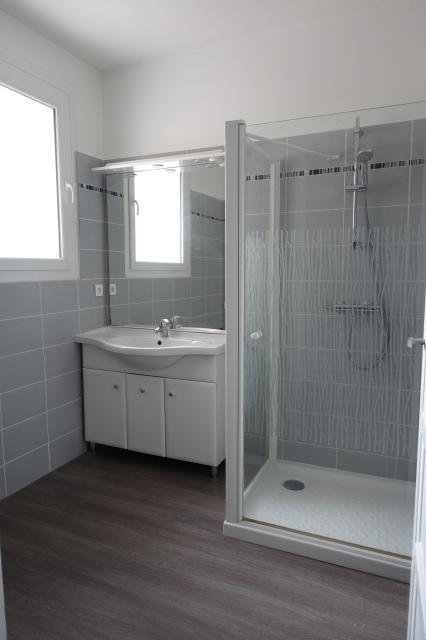 Location appartement T5 St Laurent du Pape - Photo 9