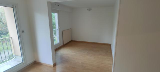 Location appartement T4 Reze - Photo 3