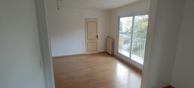 Location appartement T4 Reze - Photo 4