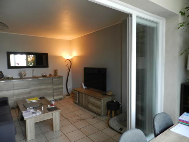Location appartement T4 Villeneuve les Avignon - Photo 2