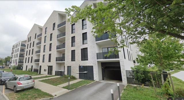 Location appartement T2 Jouy le Moutier - Photo 2
