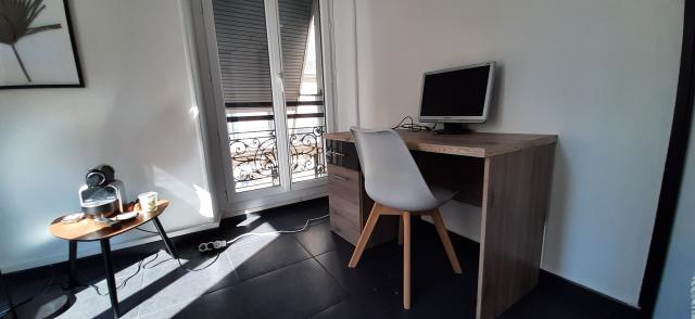 Location appartement T3 Marseille 01 - Photo 5