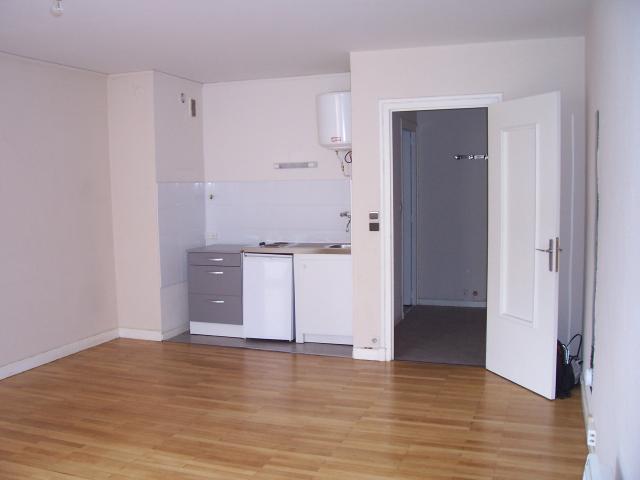 Location studio Grenoble - Photo 2
