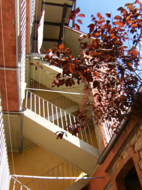 Location appartement T4 St Claude - Photo 2