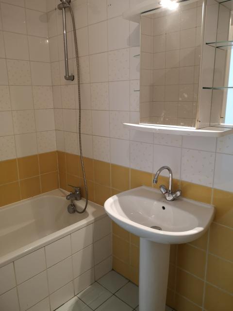 Location appartement T4 St Claude - Photo 10