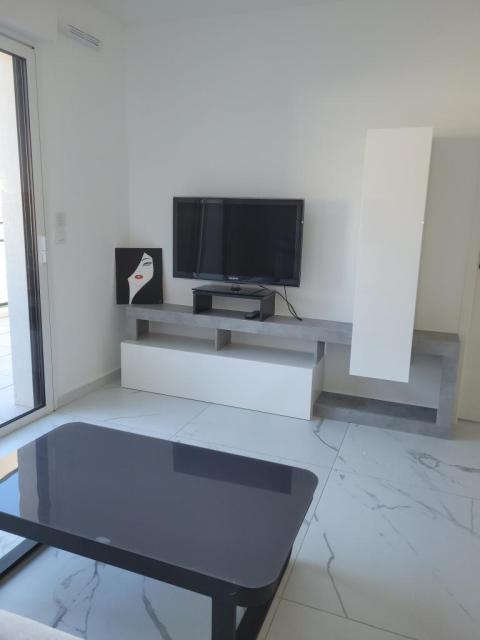 Location appartement T2 Hyeres - Photo 5