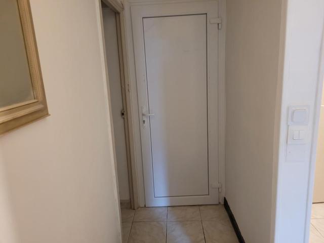 Location appartement T2 Marseille 01 - Photo 7