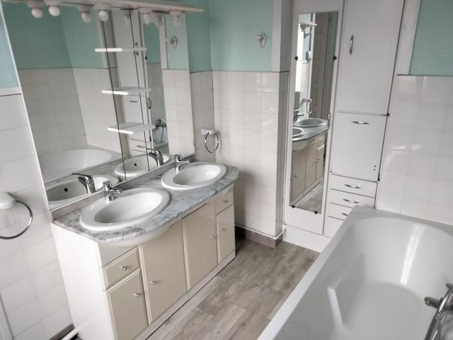 Location maison F7 Pau - Photo 7