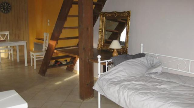 Location studio St Maurice de Gourdans - Photo 5