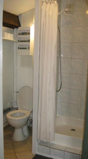 Location studio St Maurice de Gourdans - Photo 8