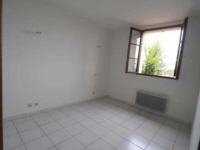 Location maison F4 Caromb - Photo 7