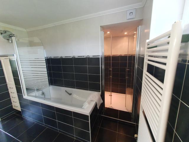 Location maison F6 Rueil la Gadeliere - Photo 5