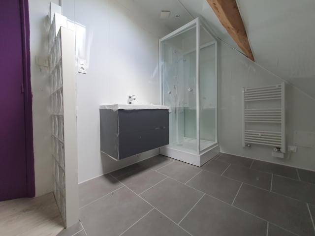 Location maison F6 Rueil la Gadeliere - Photo 7