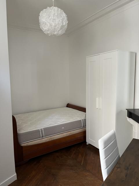 Location appartement T3 Paris 09 - Photo 3
