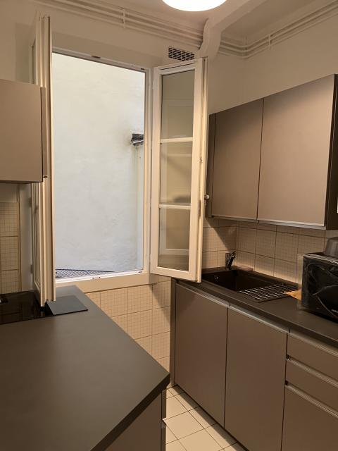 Location appartement T3 Paris 09 - Photo 7