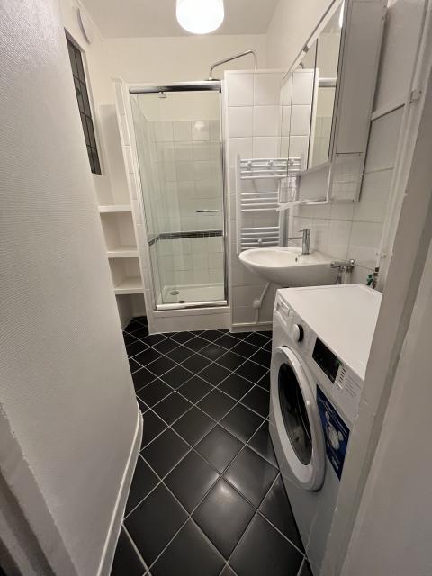 Location appartement T3 Paris 09 - Photo 8