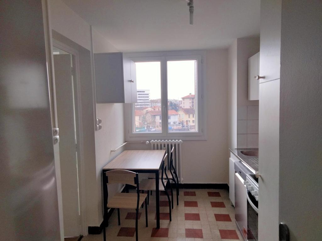 Location chambre Lyon 8 - Photo 1
