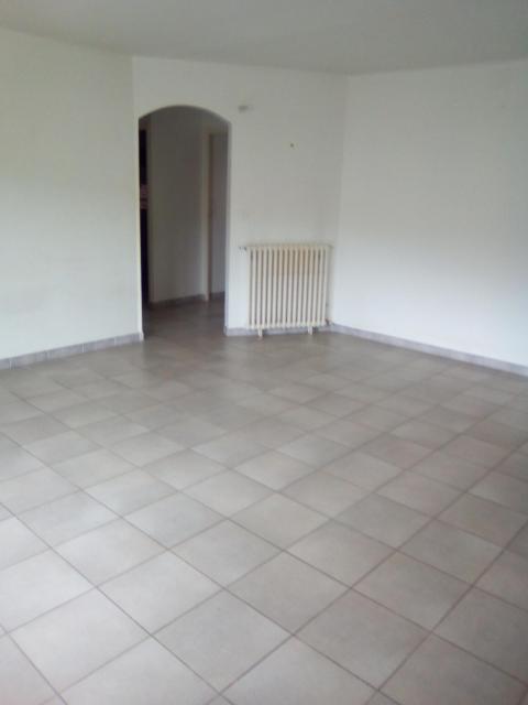Location appartement T4 St Julien les Rosiers - Photo 7