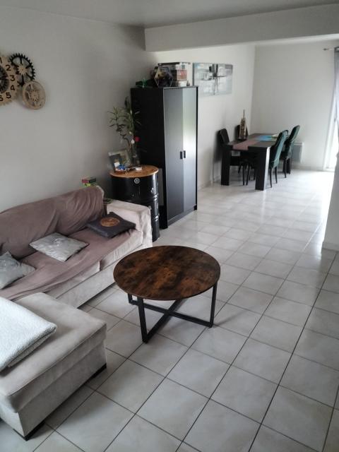 Location maison F5 La Ville aux Dames - Photo 3