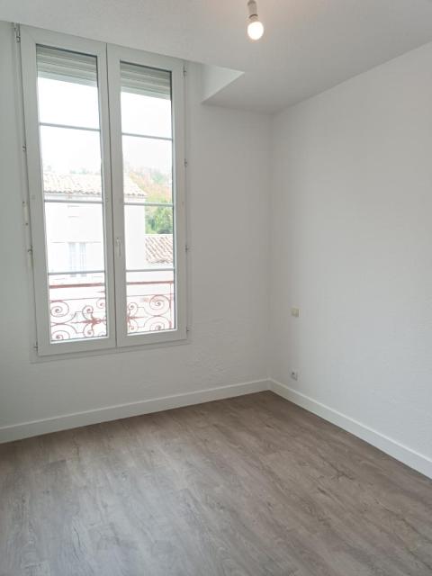 Location appartement T3 St Cesaire - Photo 2